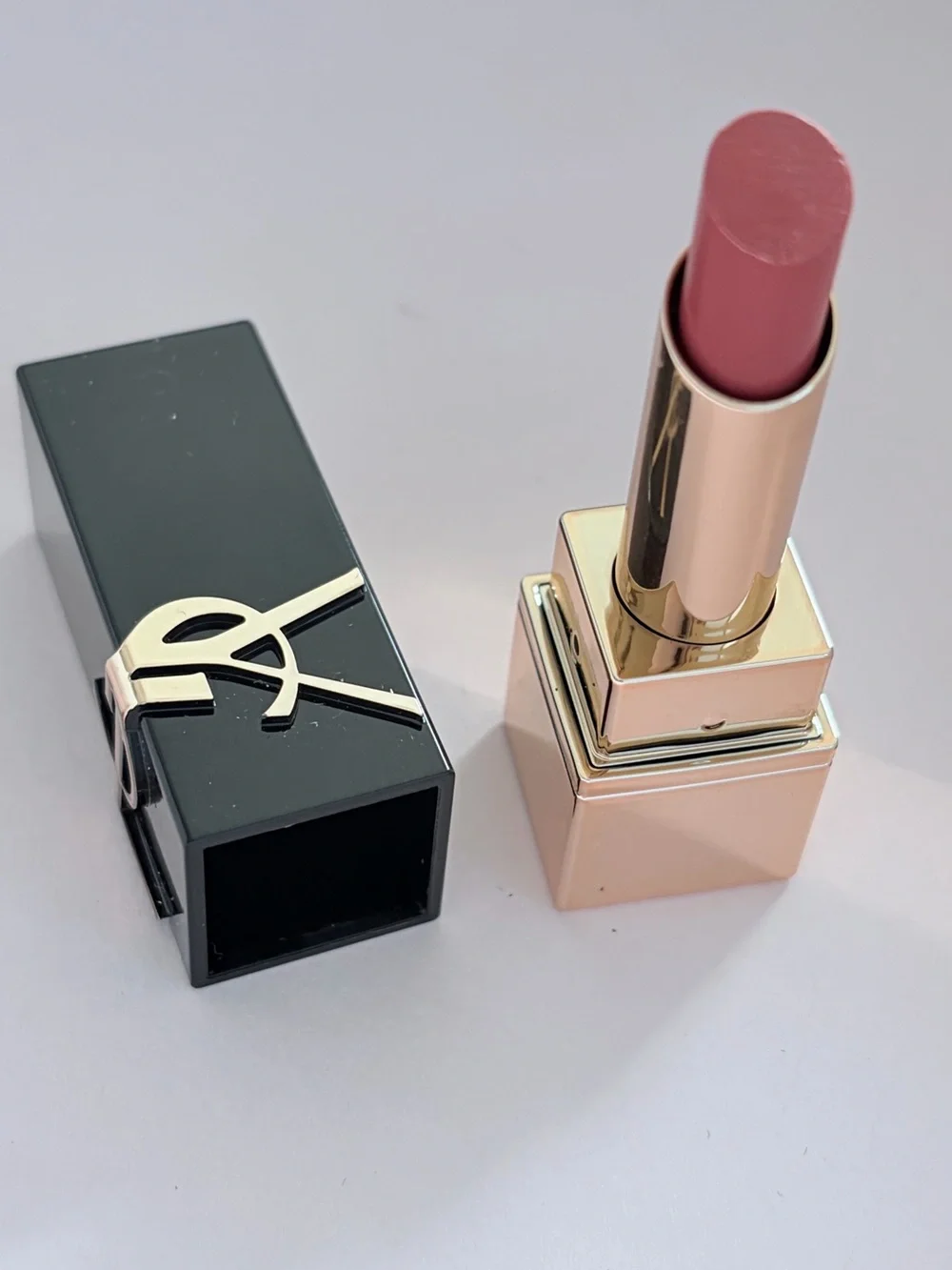 Yves Saint Laurent Rouge pur couture the bold lipstick 12 . Travel size